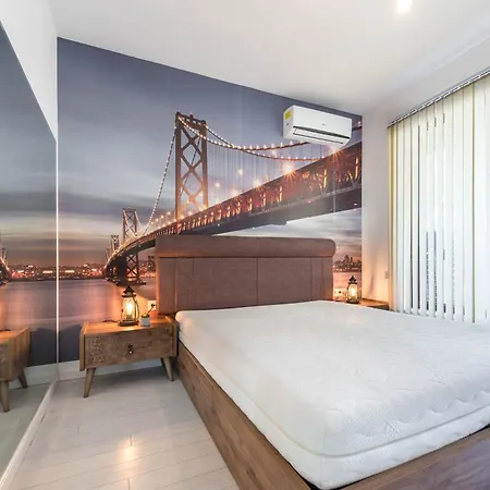 Sea Garden Luxury Apartament *