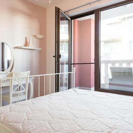 Sea Garden Luxury Apartament Warna